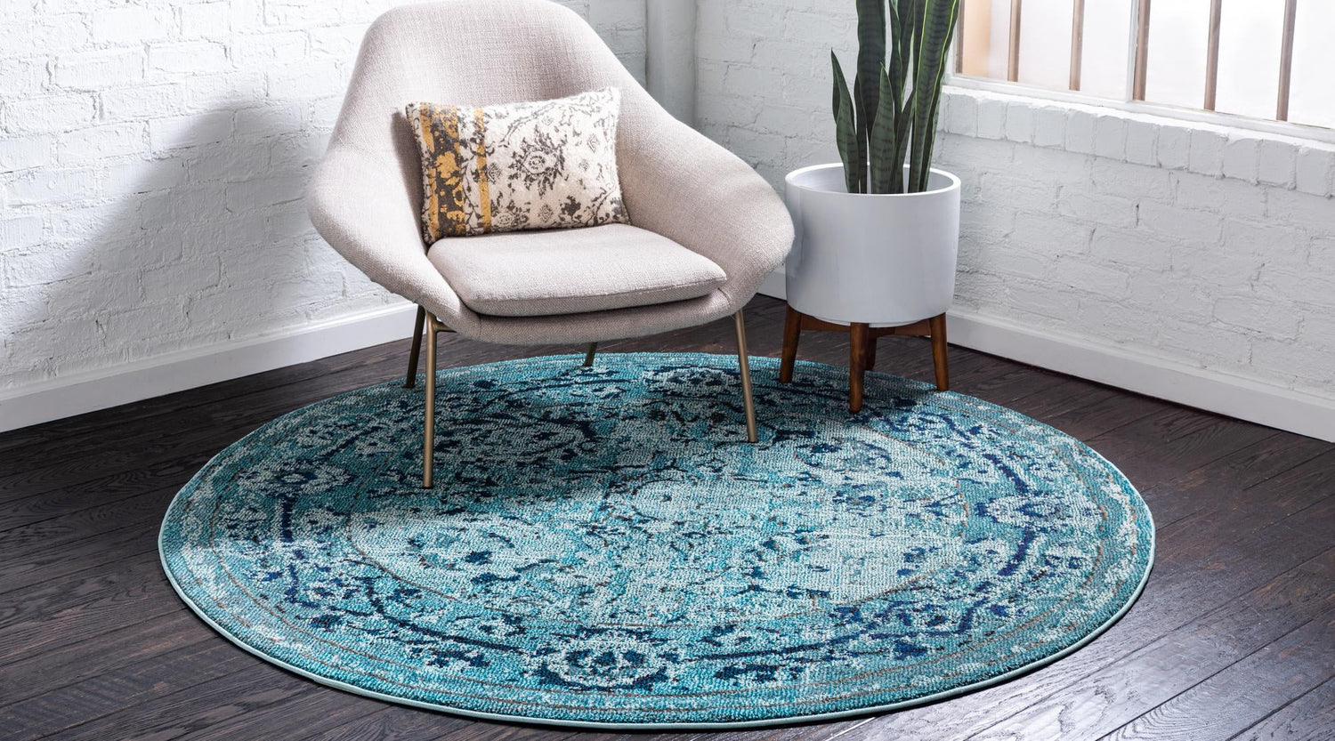 Light Blue 8' x 8' Medici Round Area Rug 100% Polypropylene Traditional Vintage Classic Carpet for Home Interior Design Decor for Sale at Rug Engine