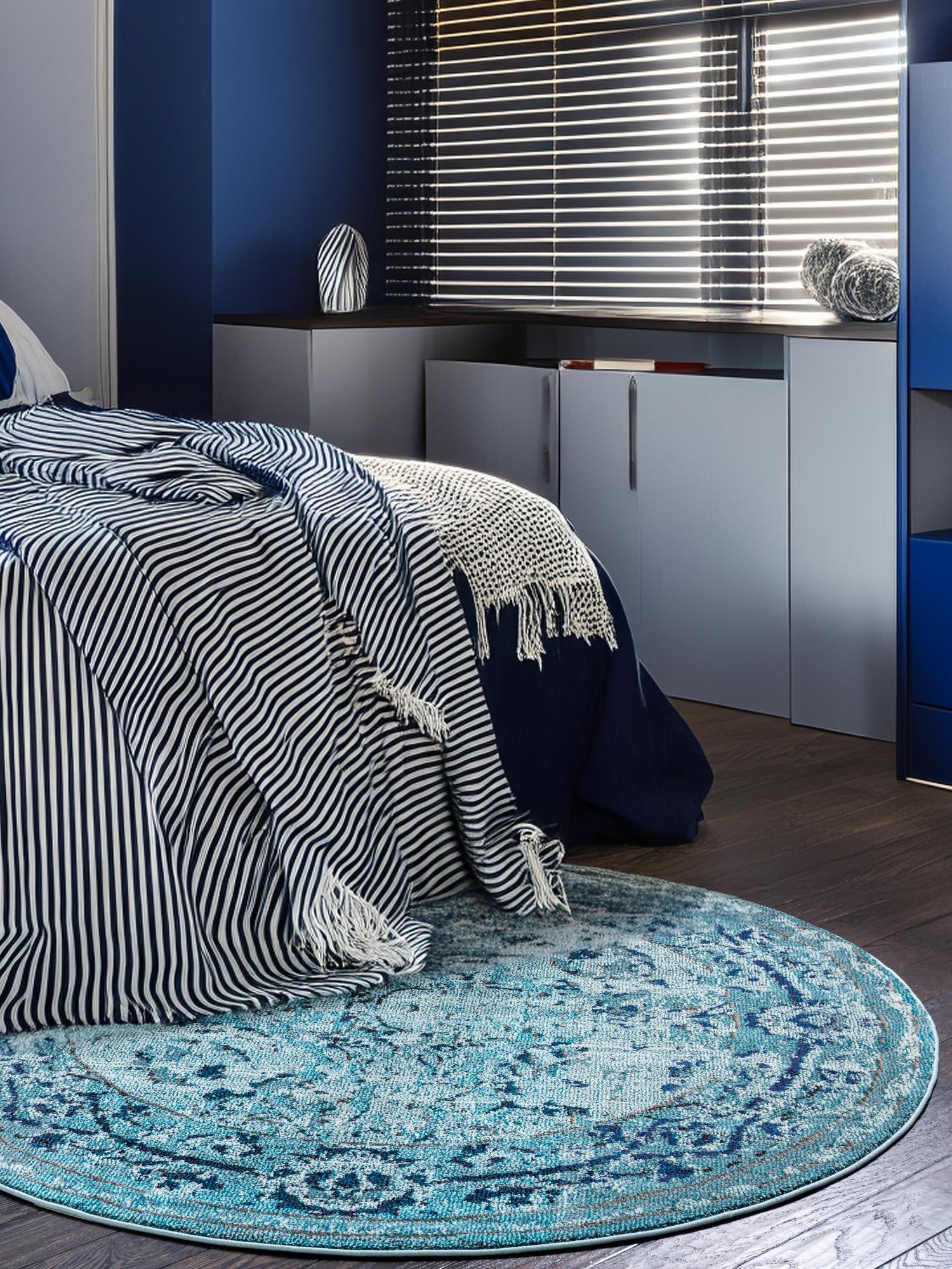 Light Blue 6' 1 x 6' 1 Medici Round Area Rug 100% Polypropylene Traditional Vintage Classic Carpet for Home Interior Design Decor for Sale at Rug Engine