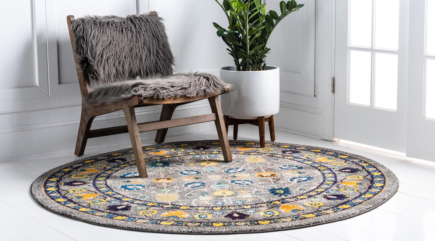 Gray 6' 1 x 6' 1 Medici Round Area Rug 100% Polypropylene Traditional Vintage Classic Carpet for Home Interior Design Decor for Sale at Rug Engine