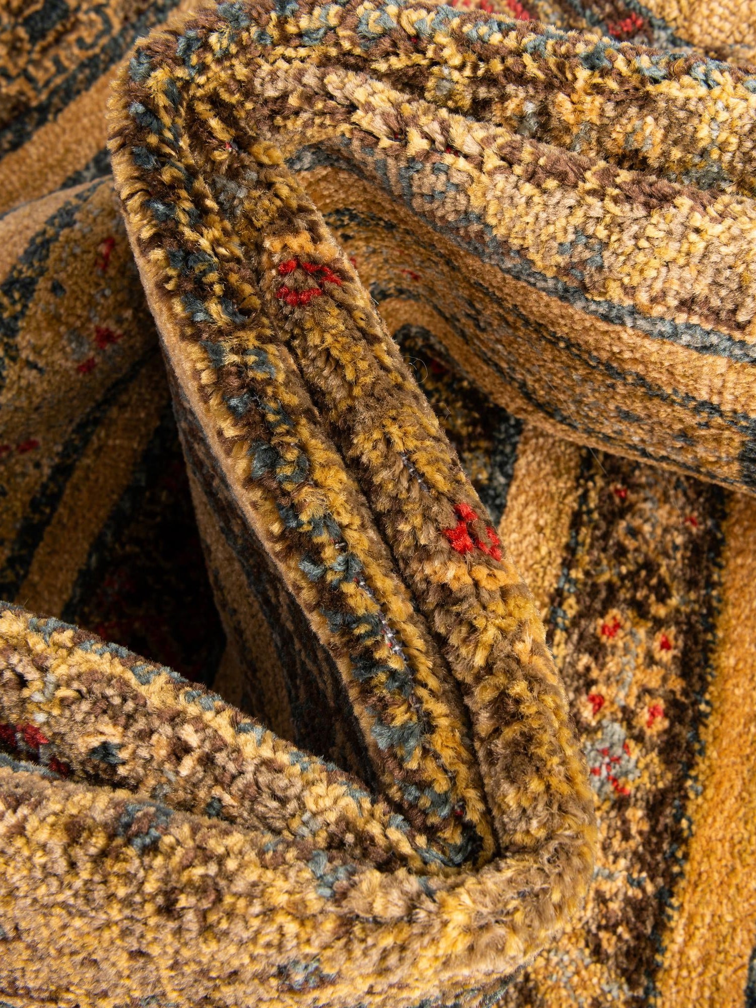 Tan 5' 1 x 8' Fars Rectangle Area Rug 100% Polypropylene Unique Traditional Carpet for Classical Living, Dining Room & Office Spaces for Sale at Rug Engine