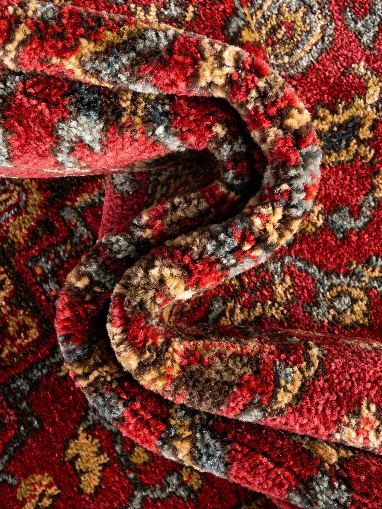 Red 2' x 3' 1 Sahand Rectangle Area Rug Affordable Easy Clean Traditional Design Durable Carpet for Home Interior Design Living Room Dining Office for Sale at Rug Engine