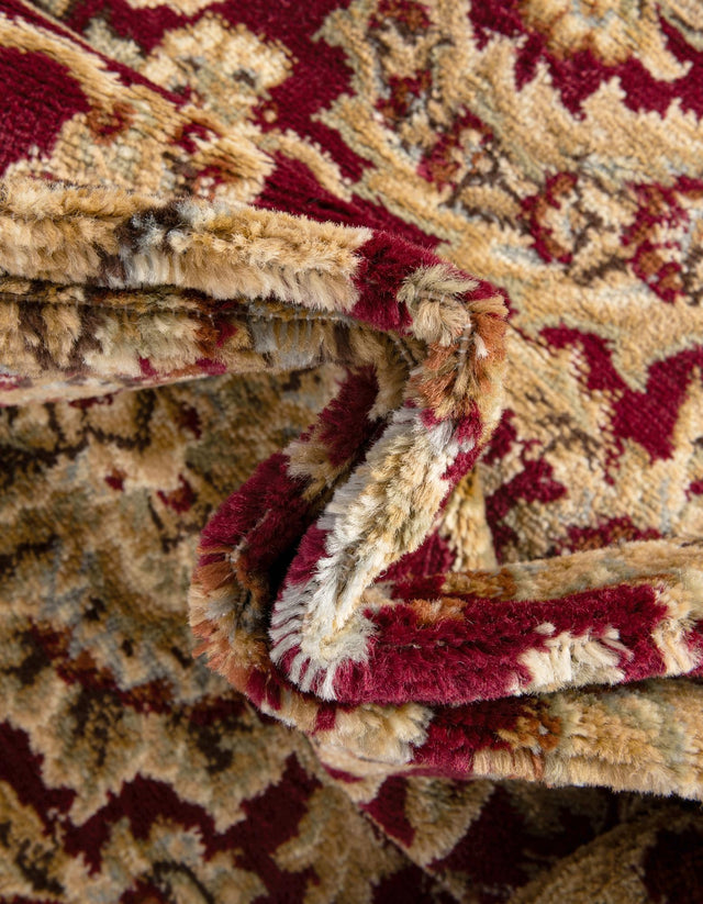 Red 6' 1 x 6' 1 Voyage Round Rug