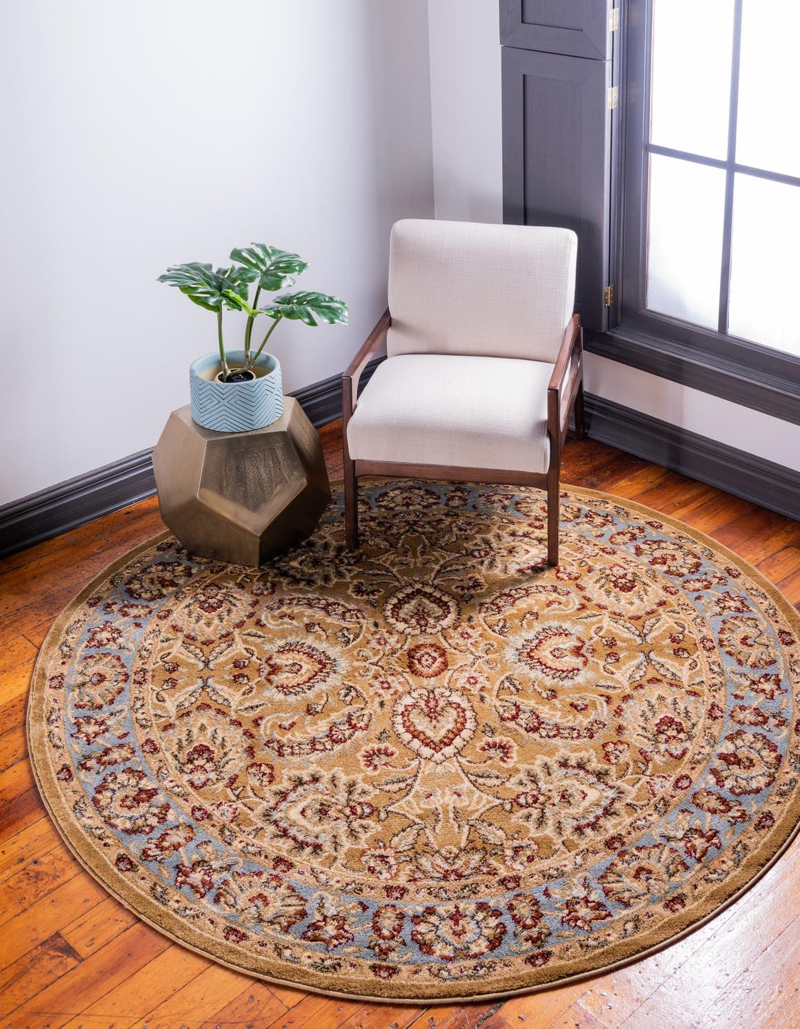 Dark Yellow 7' 10 x 7' 10 Voyage Round Area Rug