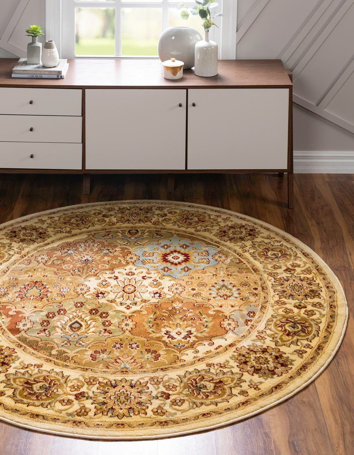 Cream 6' 1 x 6' 1 Voyage Round Area Rug