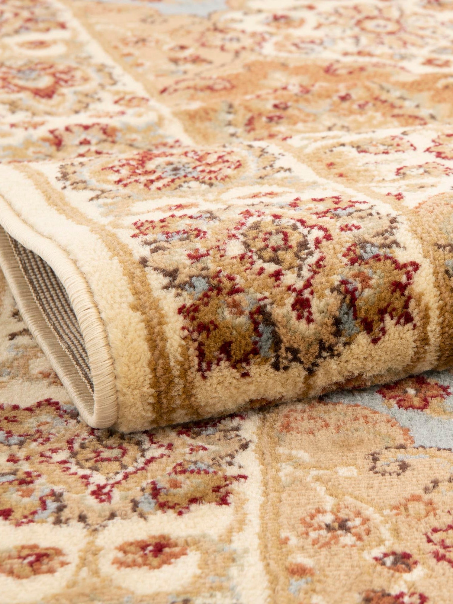 Cream 6' 1 x 6' 1 Voyage Round Area Rug