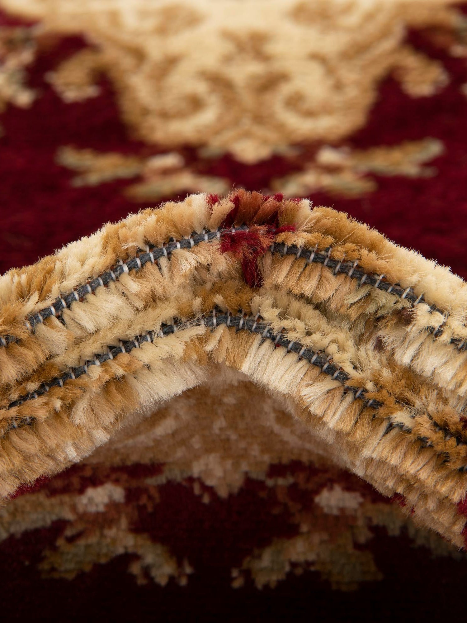 Red 4' 1 x 4' 1 Versailles Round Area Rug