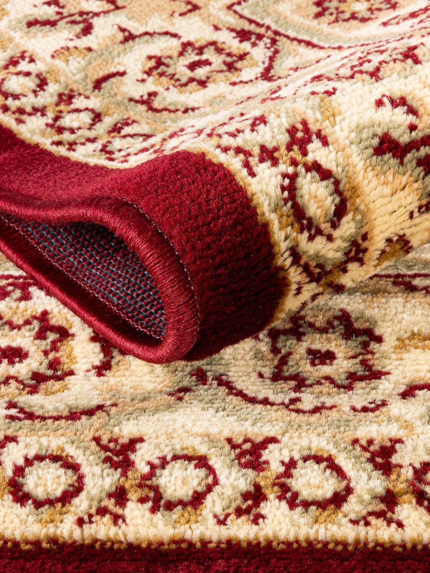 Red 7' 10 x 7' 10 Versailles Round Area Rug