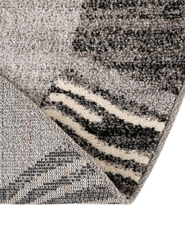 Light Gray 7' 10 x 7' 10 Del Mar Round Area Rug 100% Polypropylene Easy Clean Stain Resistant Vivid Modern Carpet Mat for Home Decor Interior Designing for Sale at Rug Engine