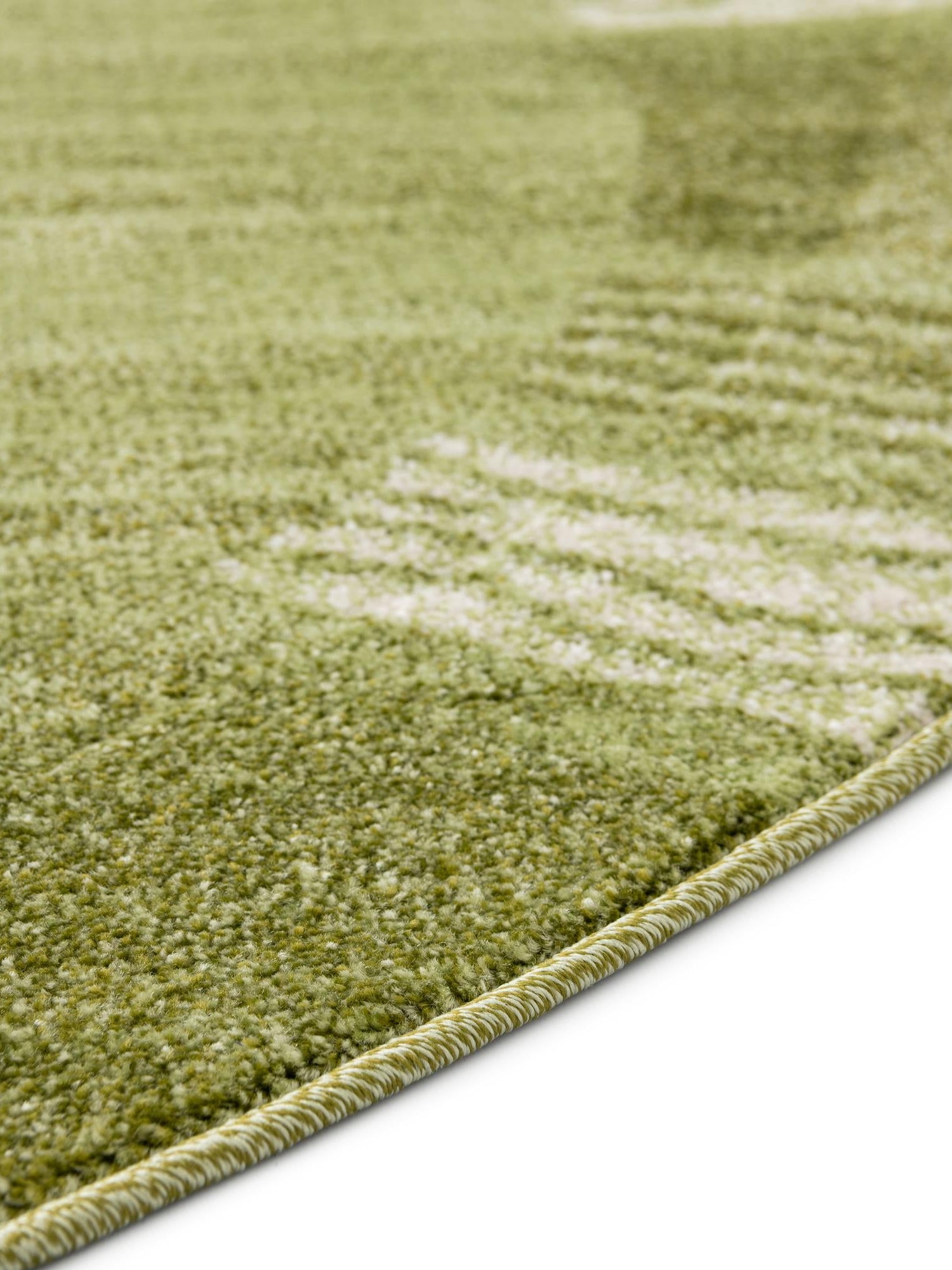 Light Green 7' 10 x 7' 10 Del Mar Round Area Rug 100% Polypropylene Easy Clean Stain Resistant Vivid Modern Carpet Mat for Home Decor Interior Designing for Sale at Rug Engine