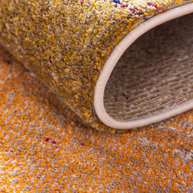 Orange 8' x 8' Estrella Round Rug