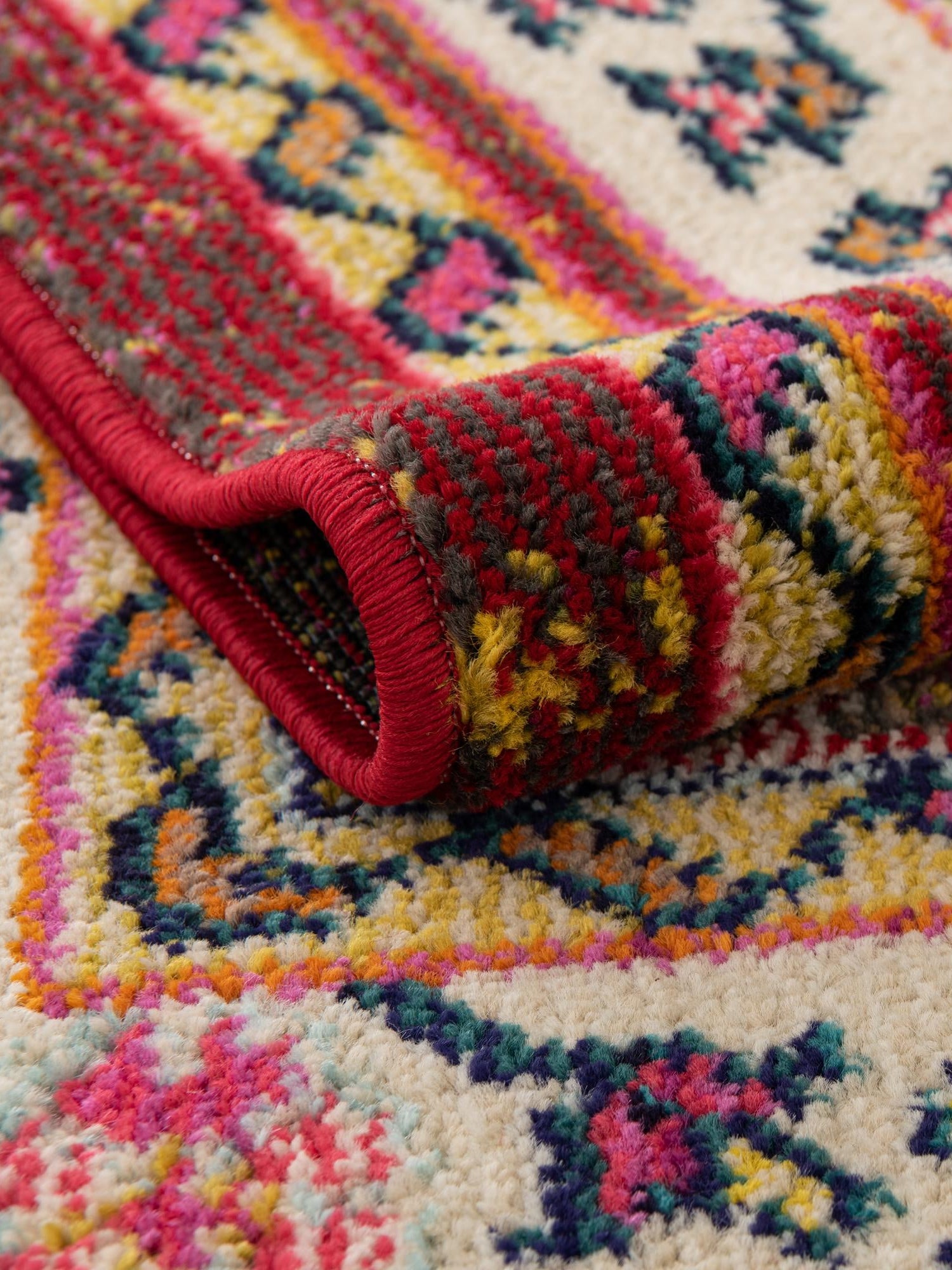 Multicolor 3' 3 x 5' 3 Medici Rectangle Area Rug 100% Polypropylene Traditional Vintage Classic Carpet for Home Interior Design Decor for Sale at Rug Engine