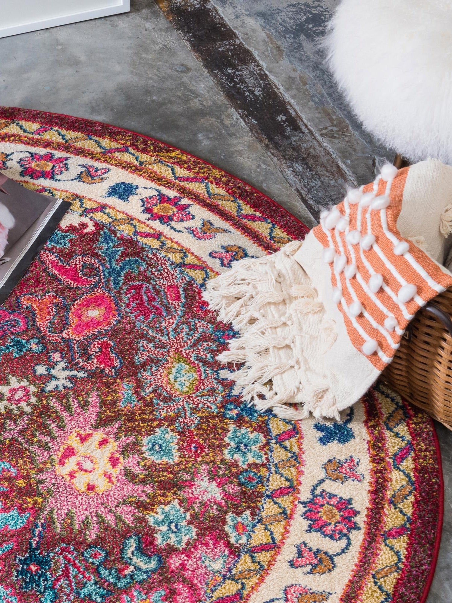 Multicolor 8' x 8' Medici Round Area Rug 100% Polypropylene Traditional Vintage Classic Carpet for Home Interior Design Decor for Sale at Rug Engine