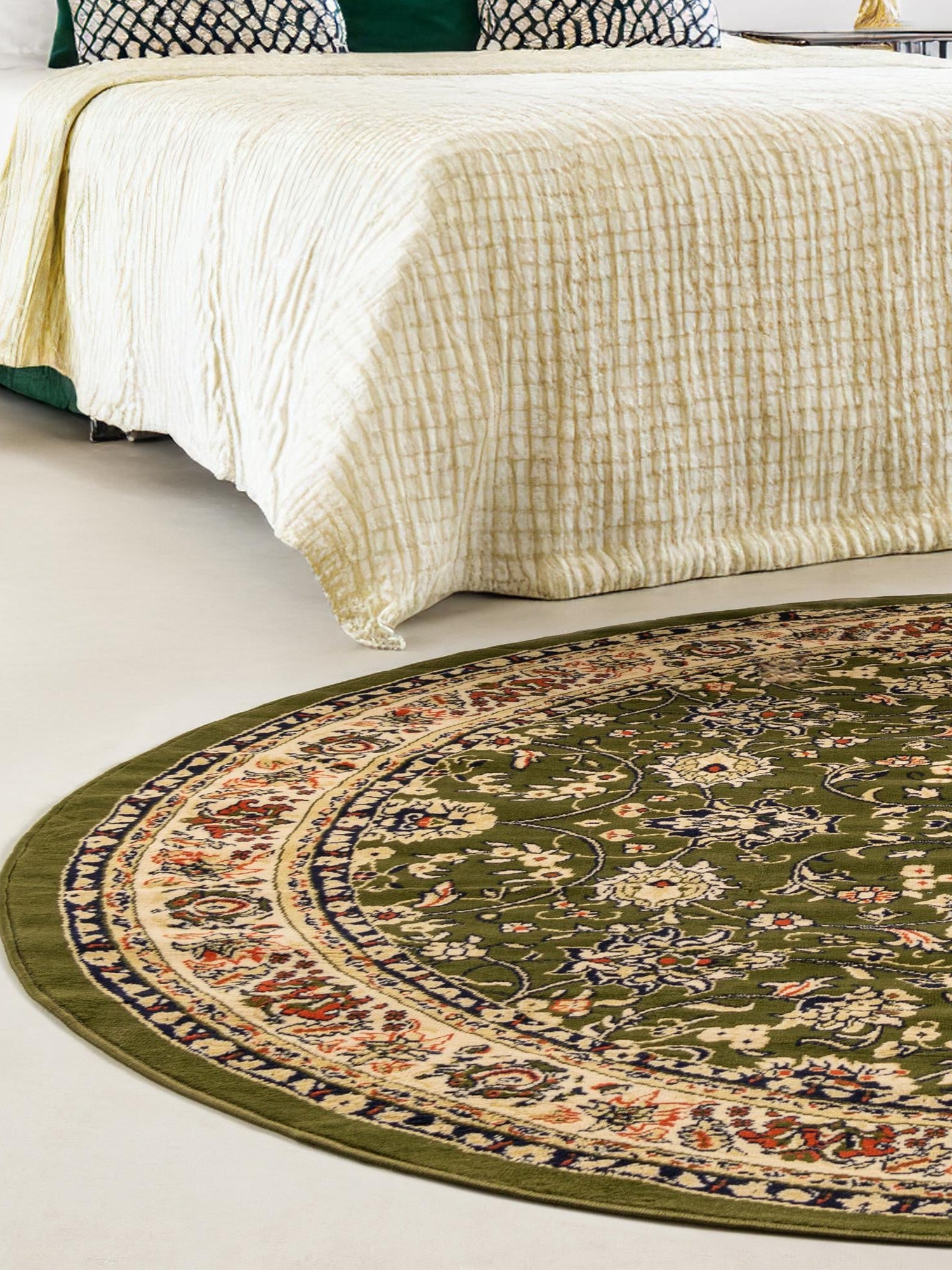 Green 3' 1 x 3' 1 Sialk Hill Round Area Rug 100% Polypropylene Durable Easy Clean Classic Traditional Design Carpet for Interior Design for Sale at Rug Engine