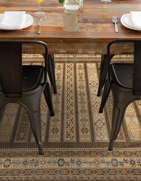 Brown 5' 1 x 8' Fars Rectangle Area Rug 100% Polypropylene Unique Traditional Carpet for Classical Living, Dining Room & Office Spaces for Sale at Rug Engine