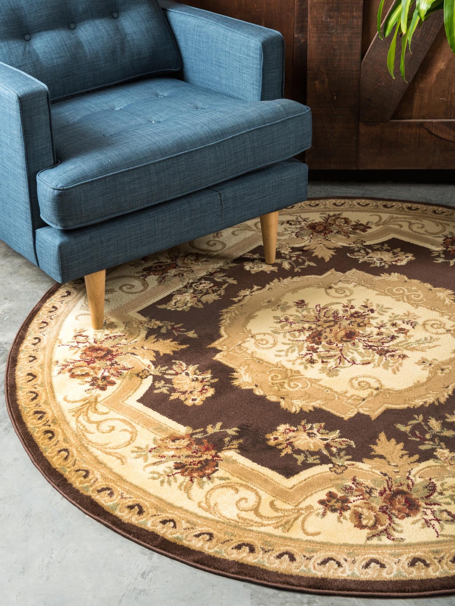 Brown 6' 1 x 6' 1 Versailles Round Area Rug