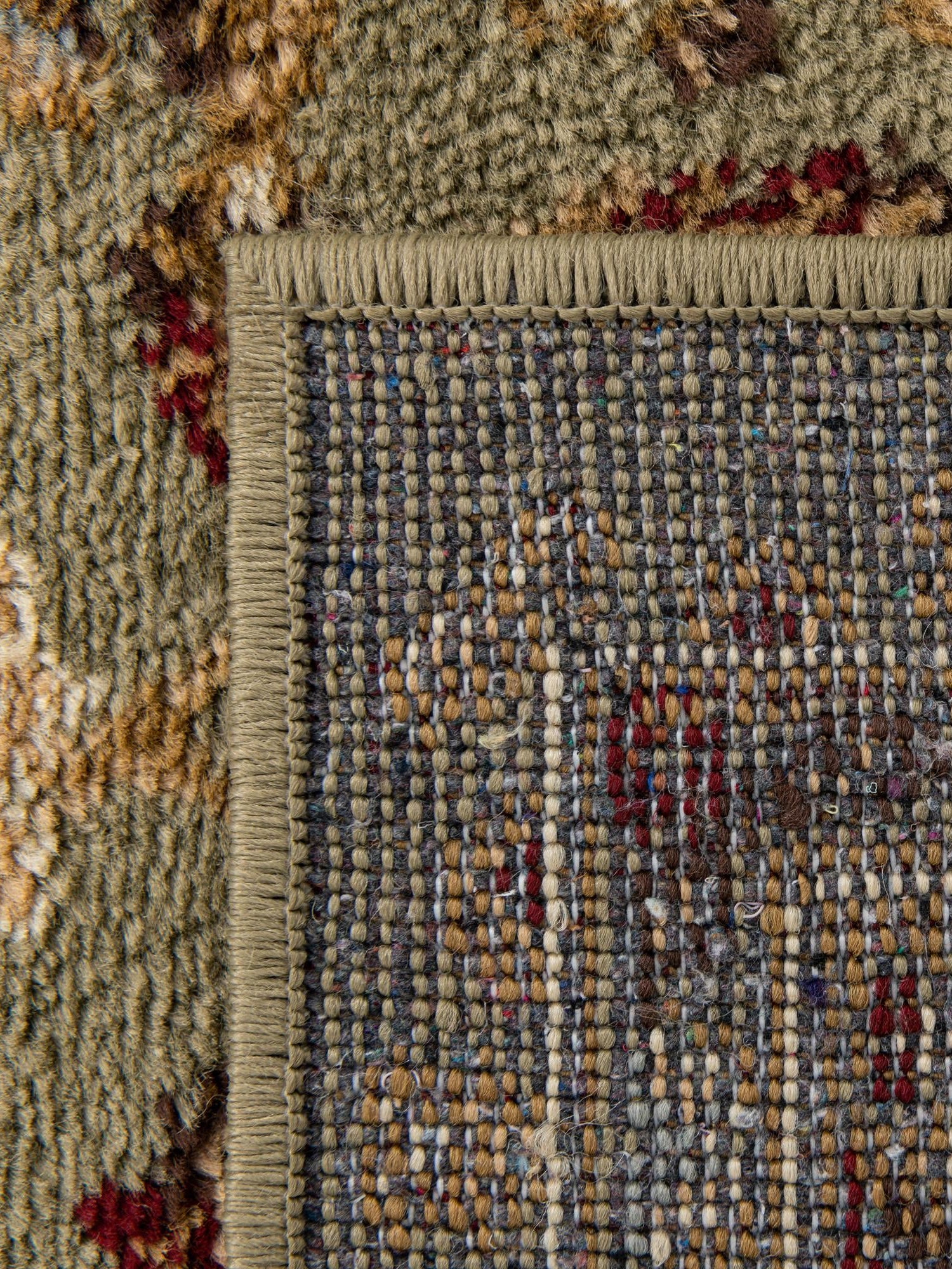 Green 4' 1 x 6' 1 Voyage Rectangle Area Rug