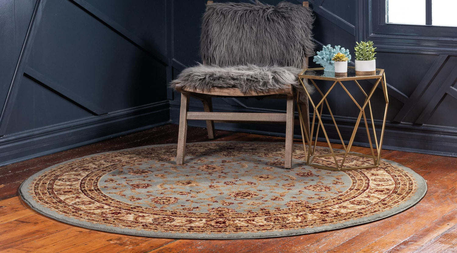 Light Blue 7' 10 x 7' 10 Voyage Round Area Rug