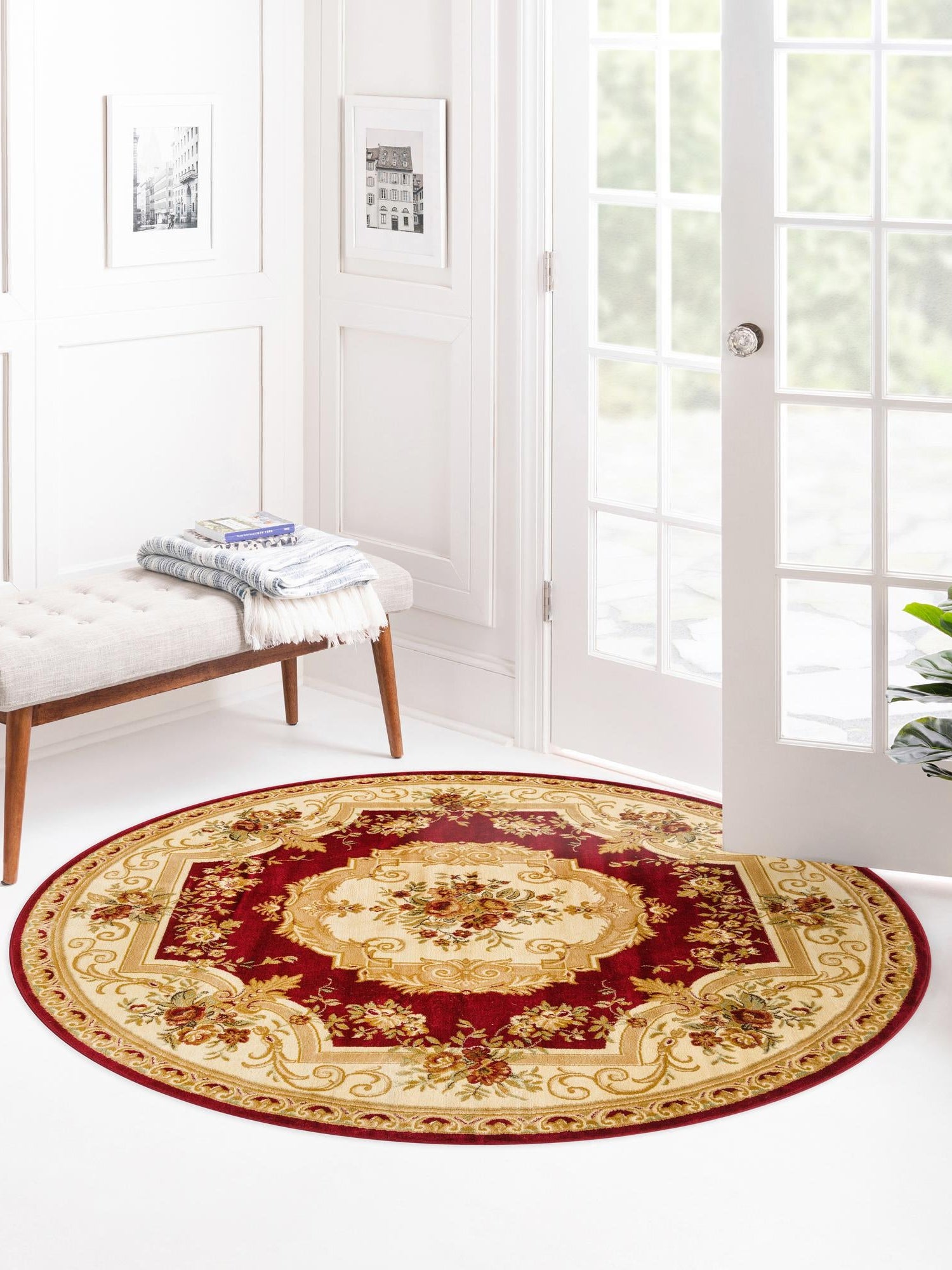 Red 10' x 10' Versailles Round Area Rug