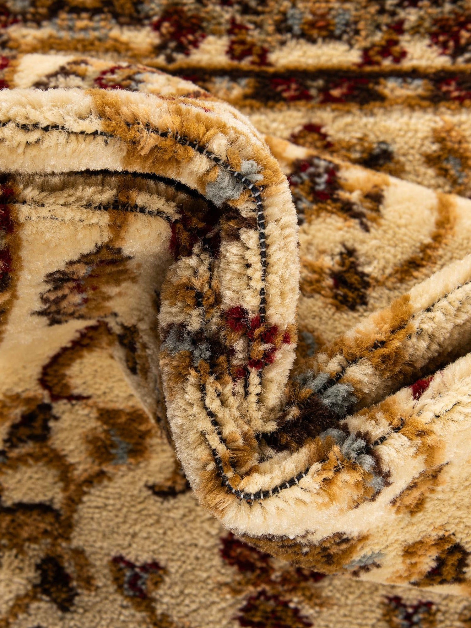 Cream 5' 3 x 5' 3 Voyage Round Area Rug