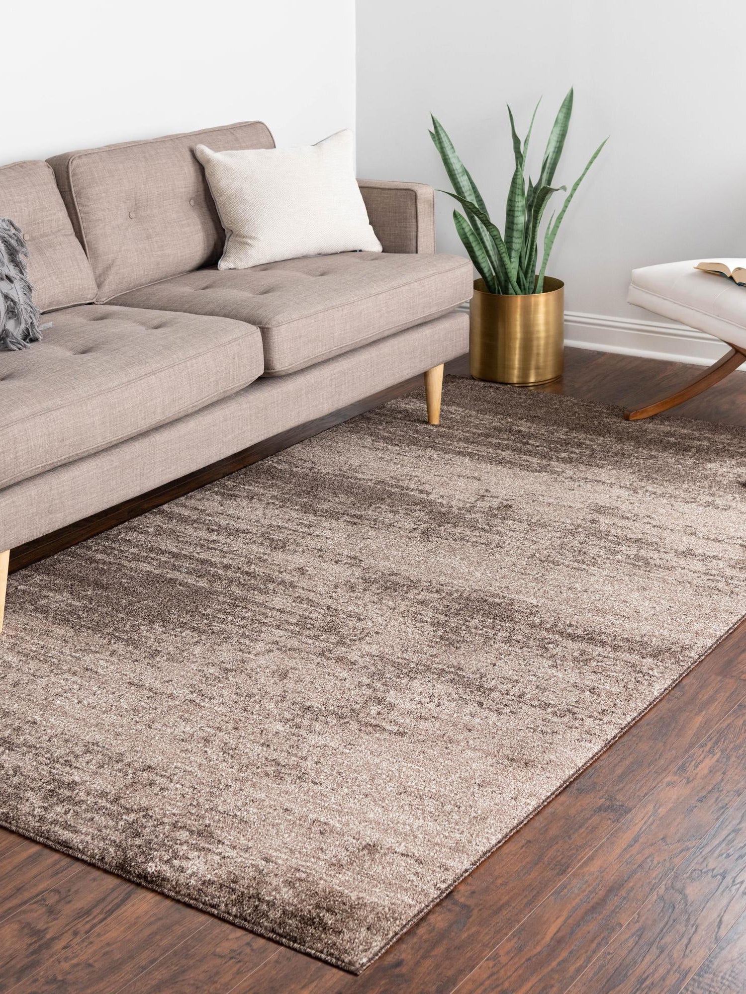 Brown 3' 1 x 5' 3 Del Mar Rectangle Area Rug 100% Polypropylene Easy Clean Stain Resistant Vivid Modern Carpet Mat for Home Decor Interior Designing for Sale at Rug Engine