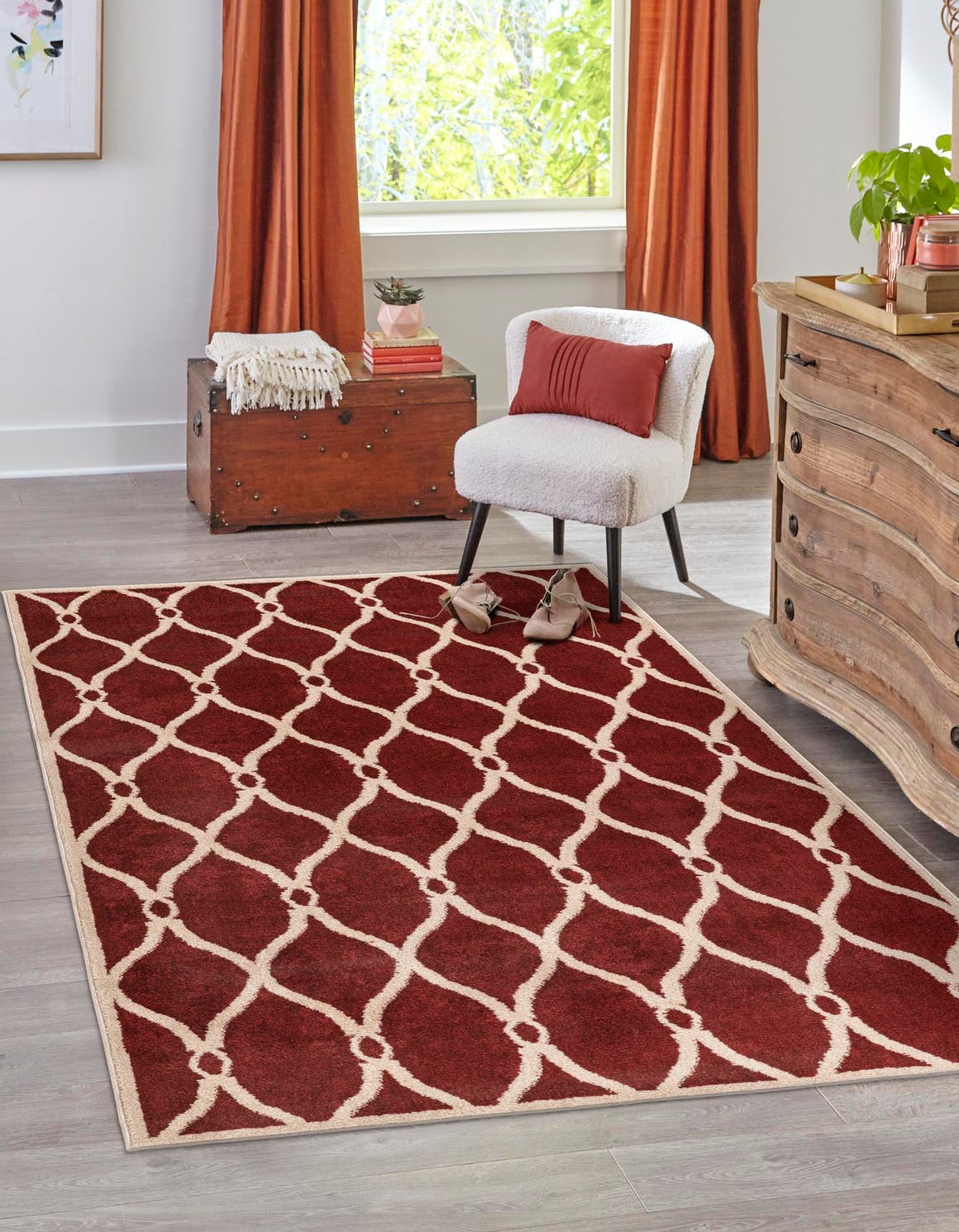 Red 5' 1 x 8' Trellis Rectangle Area Rug