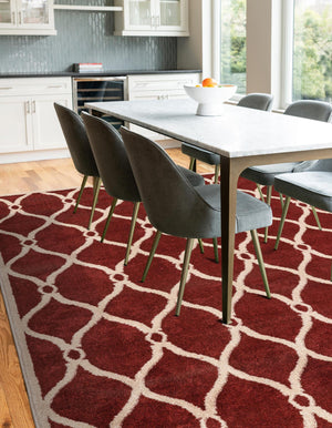 Red 5' 1 x 8' Trellis Rectangle Area Rug