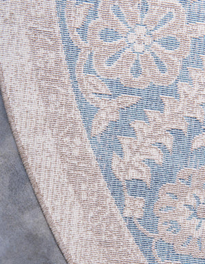 Cream 5' 1 x 5' 1 Salzburg Round Area Rug