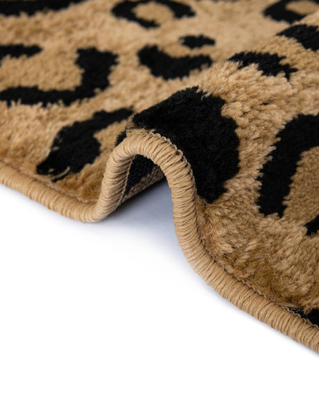 Light Brown 4' 1 x 6' 1 Wildlife Rectangle Area Rug Animal Print Safari Jungle Inspired Carpet for Unique Modern Interior Design for Sale at Rug Engine