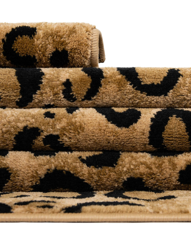 Light Brown 3' 1 x 5' 3 Wildlife Rectangle Area Rug Animal Print Safari Jungle Inspired Carpet for Unique Modern Interior Design for Sale at Rug Engine