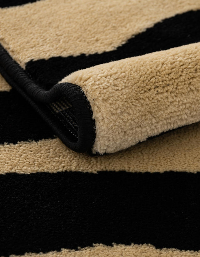 Ivory 7' 1 x 10' Wildlife Rectangle Area Rug Animal Print Safari Jungle Inspired Carpet for Unique Modern Interior Design for Sale at Rug Engine