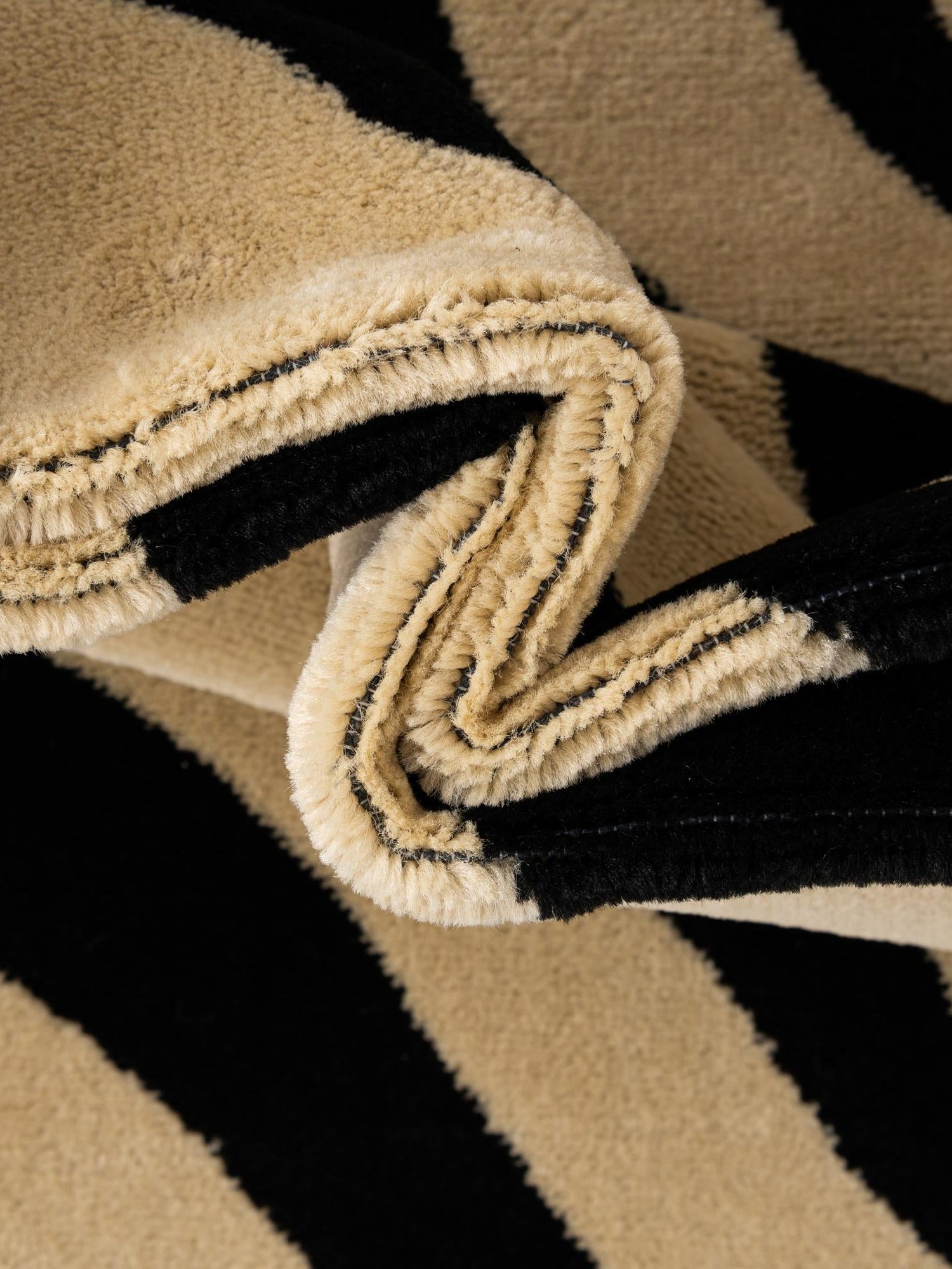 Ivory 9' x 12' Wildlife Rectangle Area Rug Animal Print Safari Jungle Inspired Carpet for Unique Modern Interior Design for Sale at Rug Engine