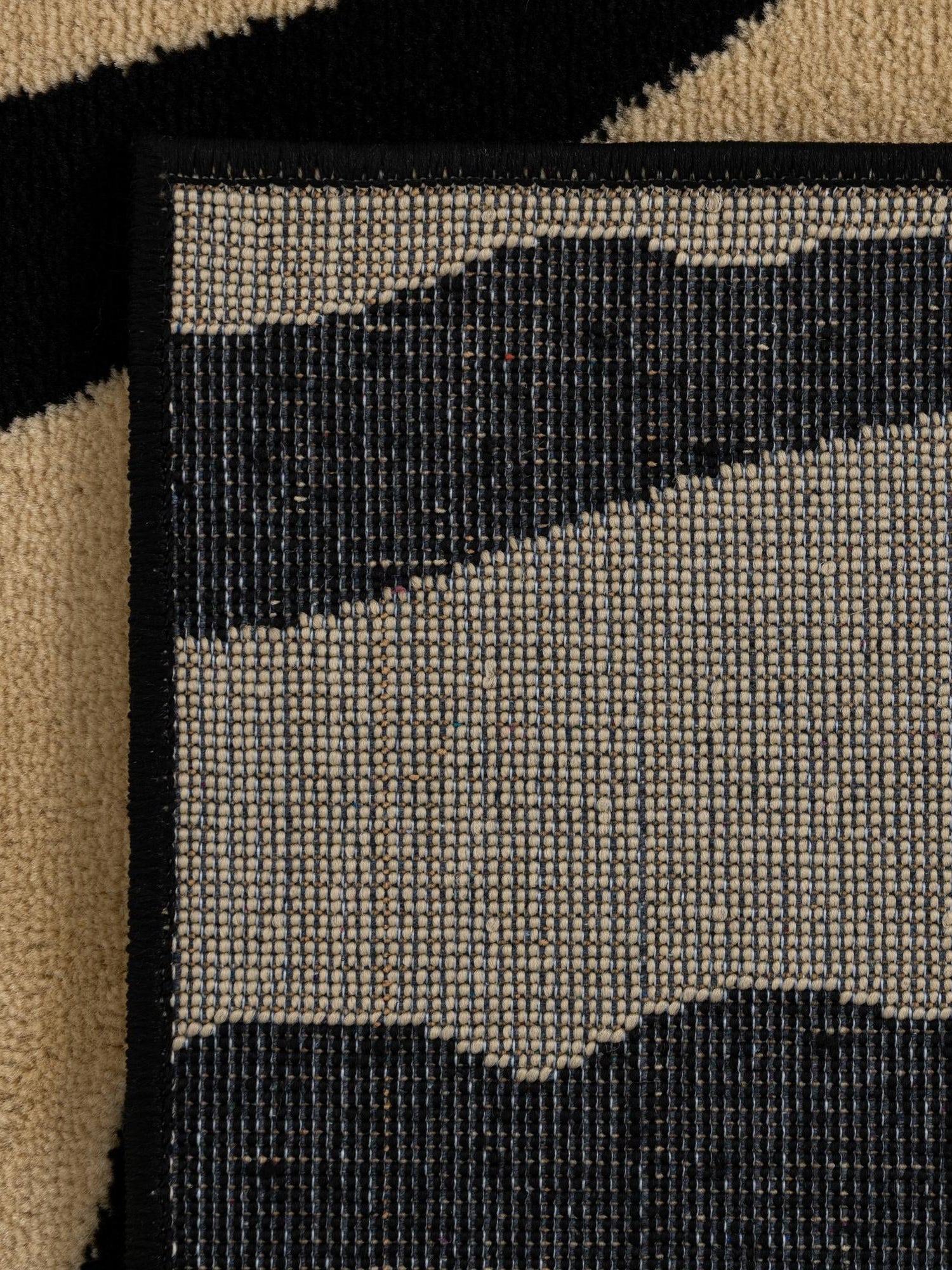 Ivory 6' 1 x 9' Wildlife Rectangle Area Rug Animal Print Safari Jungle Inspired Carpet for Unique Modern Interior Design for Sale at Rug Engine