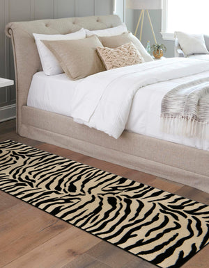 Ivory 2' 7 x 10' Wildlife Runner Area Rug Animal Print Safari Jungle Inspired Carpet for Unique Modern Interior Design for Sale at Rug Engine