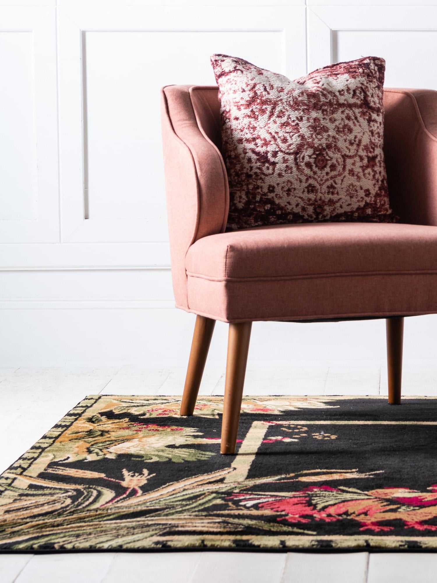 Black 7' 10 x 7' 10 Barnyard Square Area Rug 100% Polypropylene With Cotton Backing Traditional Cottage Rustic Classical Carpet for Living Office Bedroom Dining Room Easy to Clean Long Lasting & Durable Decor for Sale at Rug Engine