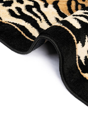 Light Brown 7' 10 x 7' 10 Wildlife Round Area Rug Animal Print Safari Jungle Inspired Carpet for Unique Modern Interior Design for Sale at Rug Engine