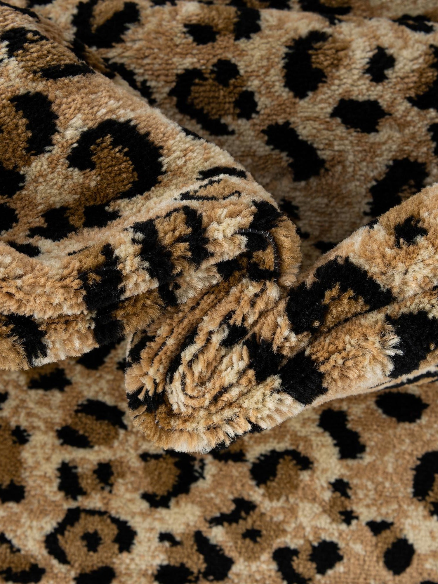 Light Brown 9' x 12' Wildlife Rectangle Area Rug Animal Print Safari Jungle Inspired Carpet for Unique Modern Interior Design for Sale at Rug Engine