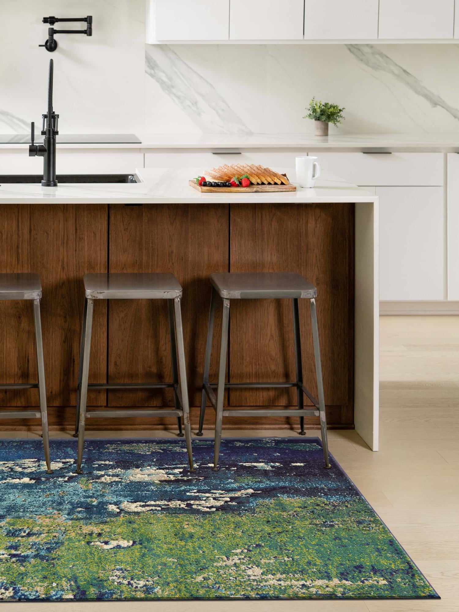 Navy Blue 5' 1 x 8' Estrella Rectangle Area Rug 100% Polypropylene Non-Shedding Stain Resistant Carpet Colorful Modern Abstract Design Easy Clean for Home Decor for Sale at Rug Engine