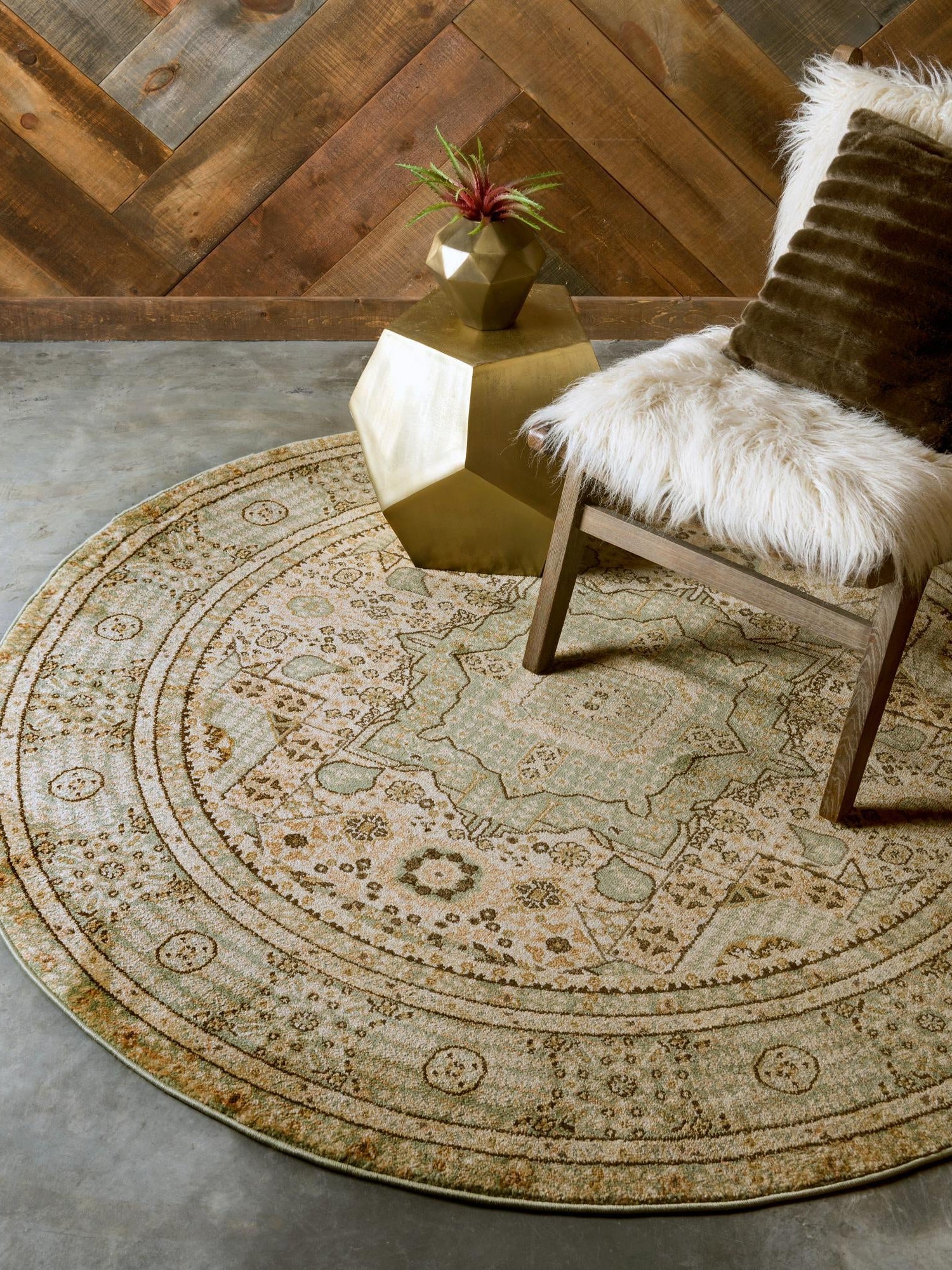Light Green 8' x 8' Palace Round Area Rug