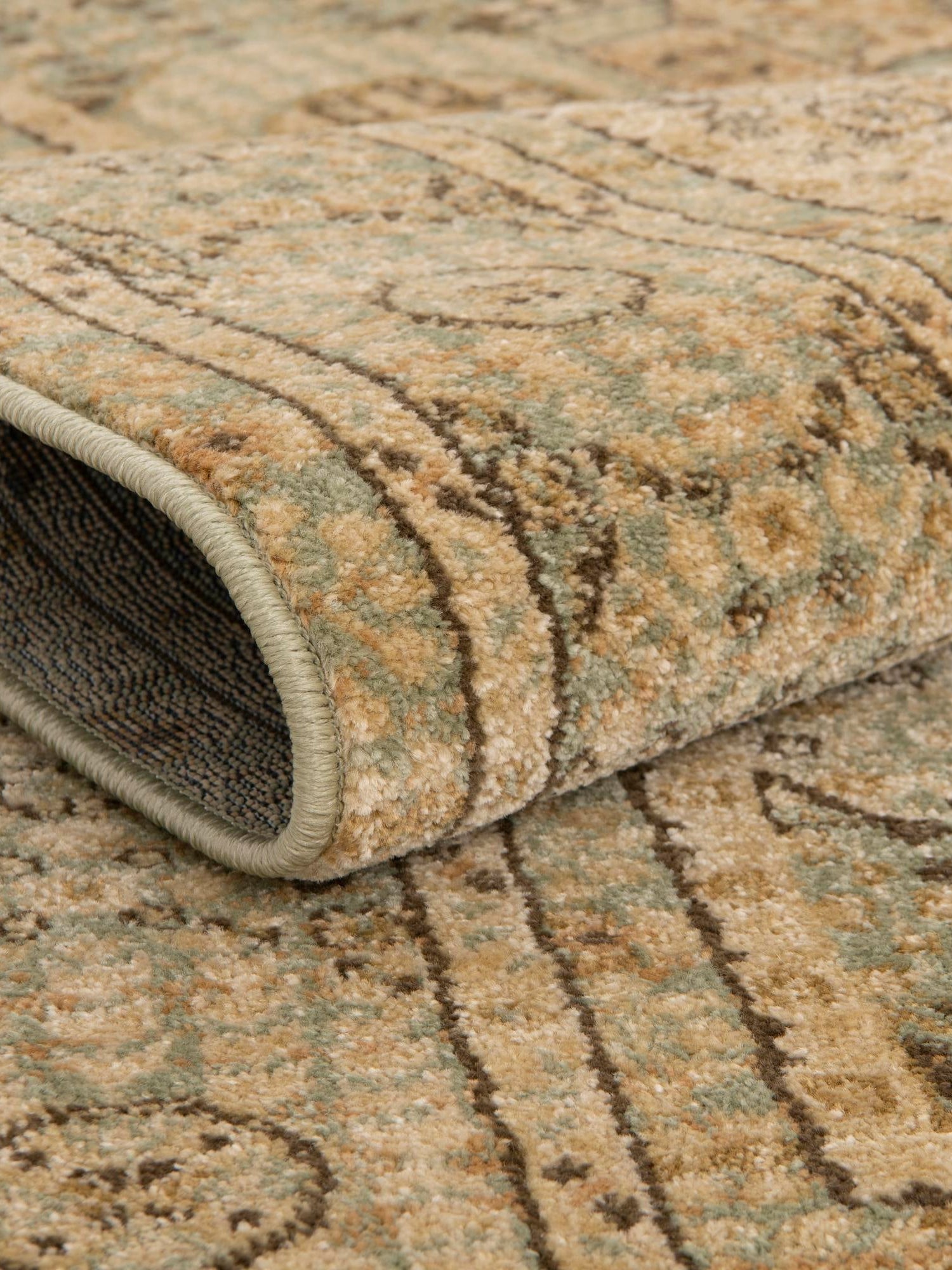 Light Green 6' 1 x 9' Palace Rectangle Area Rug