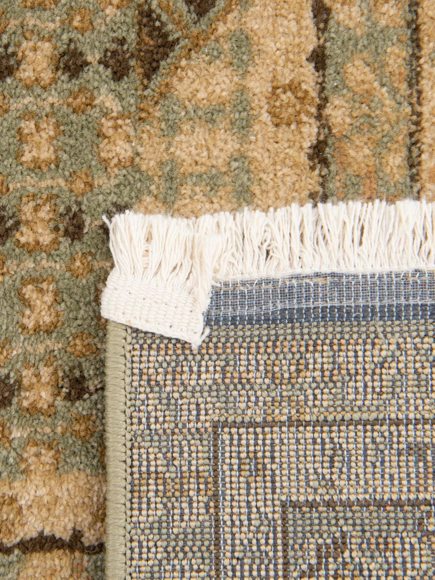 Light Green 5' 1 x 8' Palace Rectangle Area Rug