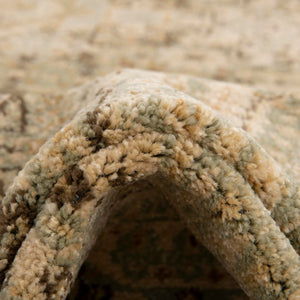 Light Green 2' x 6' 1 Palace Runner Area Rug