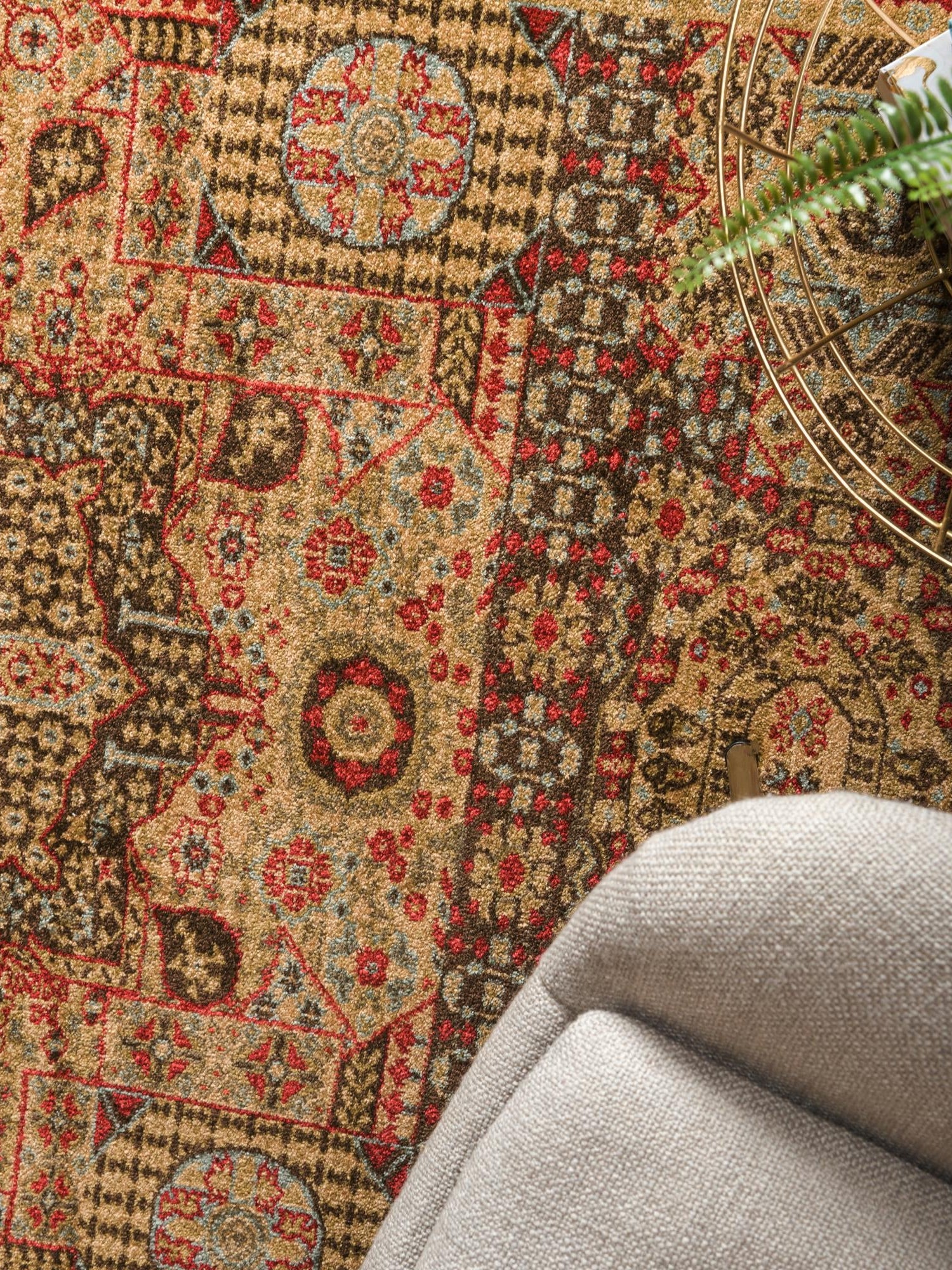 Brown 5' 1 x 8' Palace Rectangle Area Rug