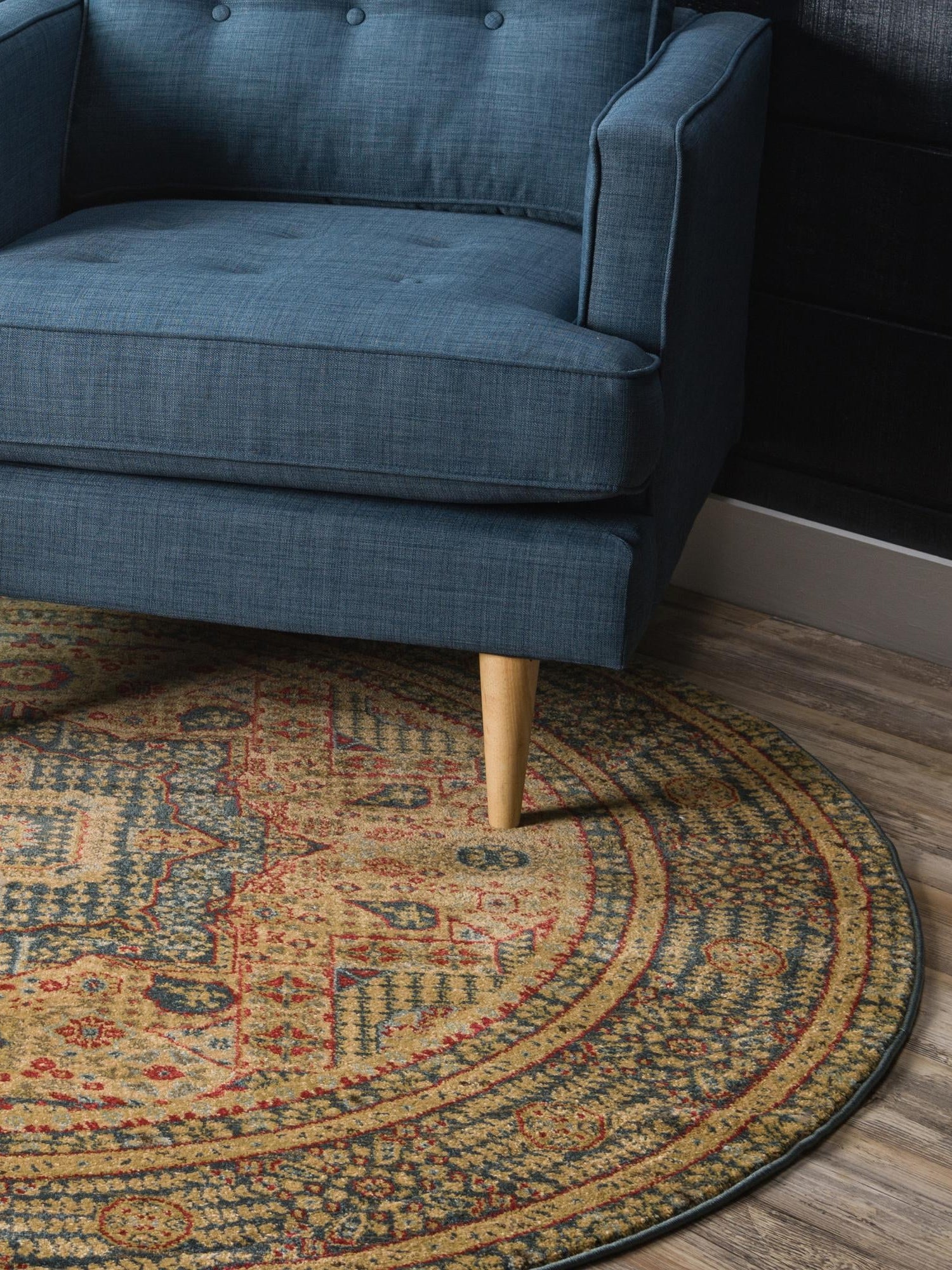 Blue 5' 1 x 5' 1 Palace Round Area Rug