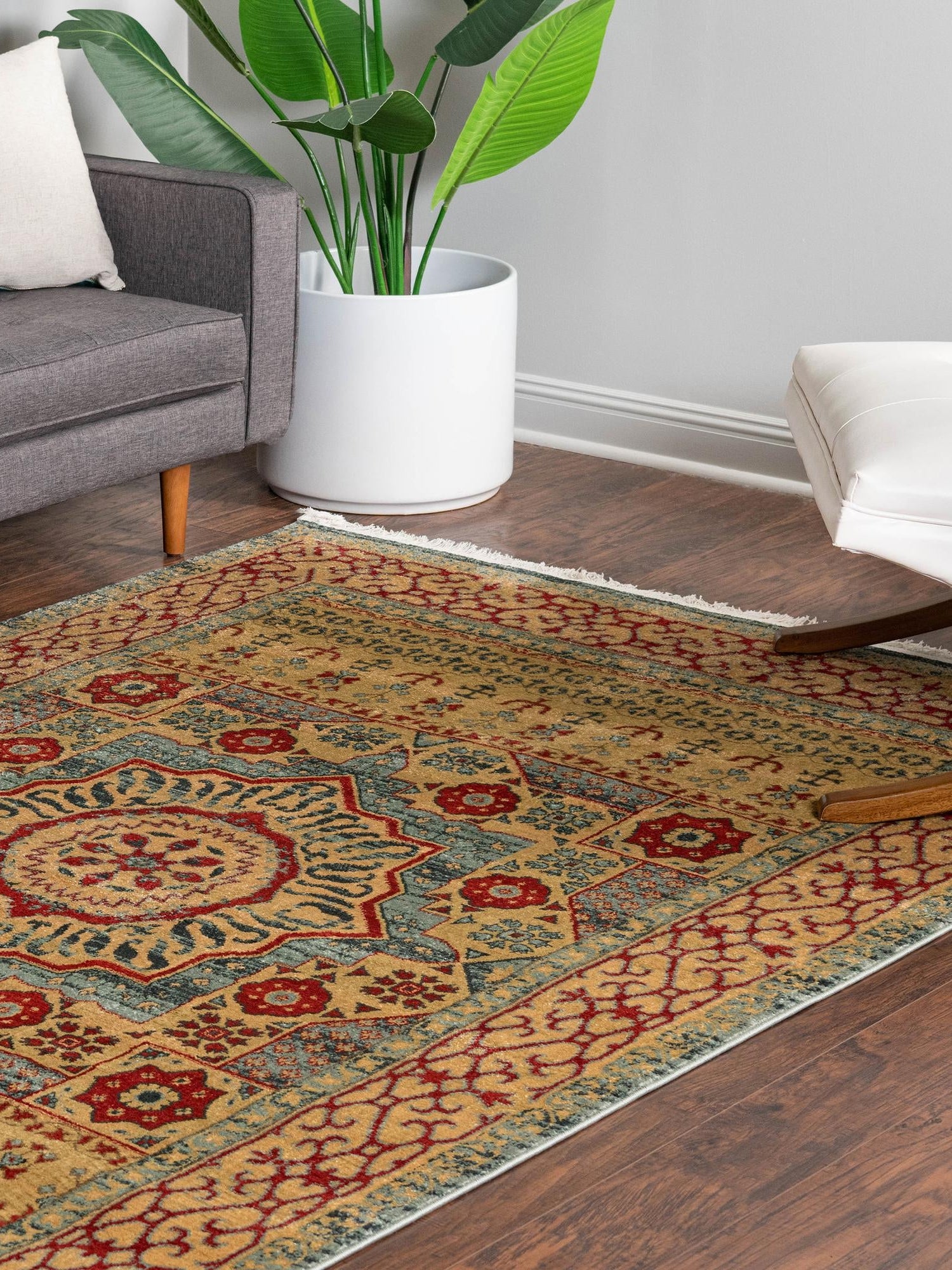 Light Blue 2' x 3' 1 Palace Rectangle Area Rug