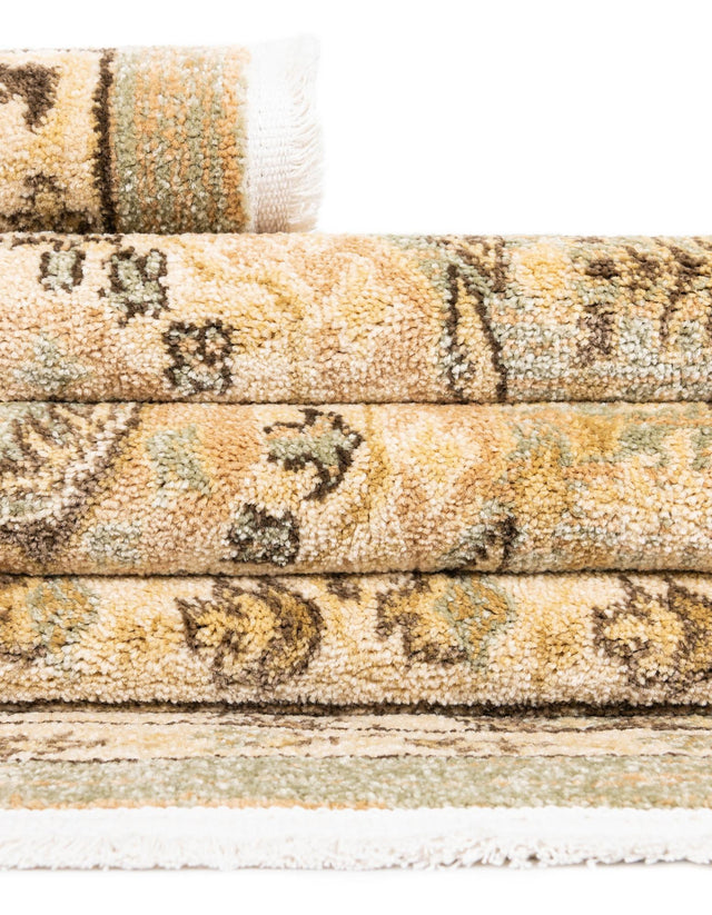 Light Green 6' 1 x 9' Palace Rectangle Area Rug