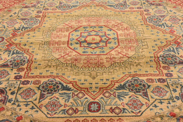 Beige 8' x 8' Palace Round Area Rug