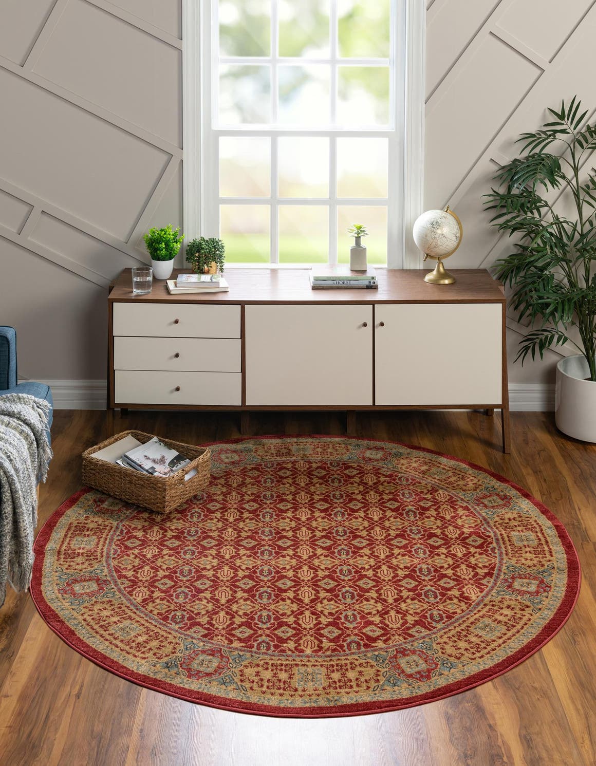 Red 3' 3 x 3' 3 Palace Round Area Rug
