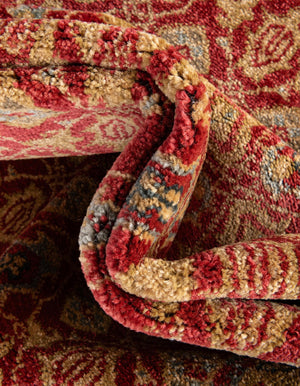 Red 2' 7 x 10' Palace Runner Area Rug