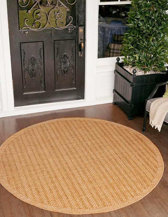 Light Brown 7' 10 x 7' 10 Outdoor Border Round Area Rug Weather Resistant for Patio, Deck, Terrace, Balcony, Porch 100% Polypropylene Classic Bordered Carpet for Sale at Rug Engine