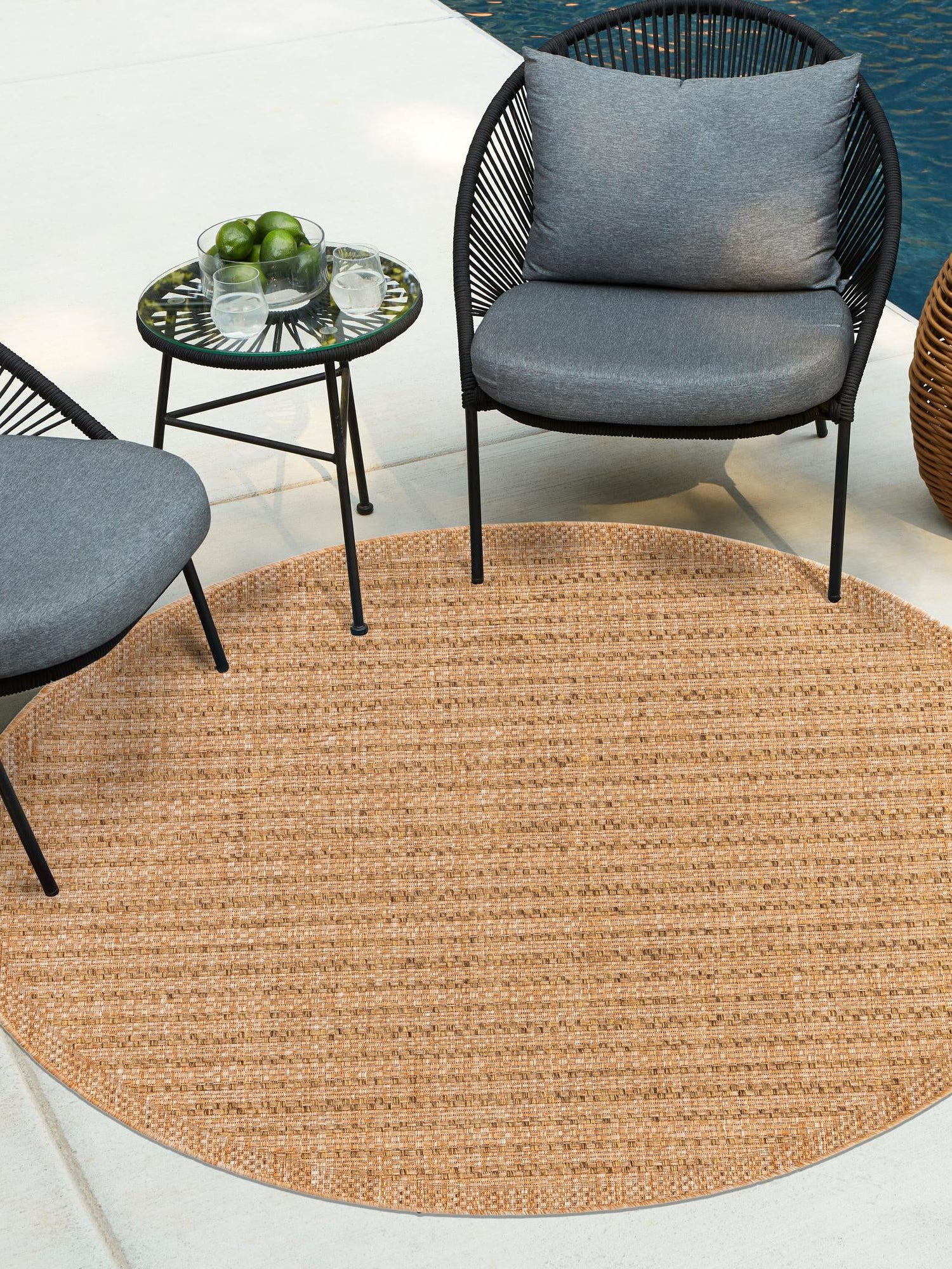 Light Brown 7' 10 x 7' 10 Outdoor Border Round Area Rug Weather Resistant for Patio, Deck, Terrace, Balcony, Porch 100% Polypropylene Classic Bordered Carpet for Sale at Rug Engine